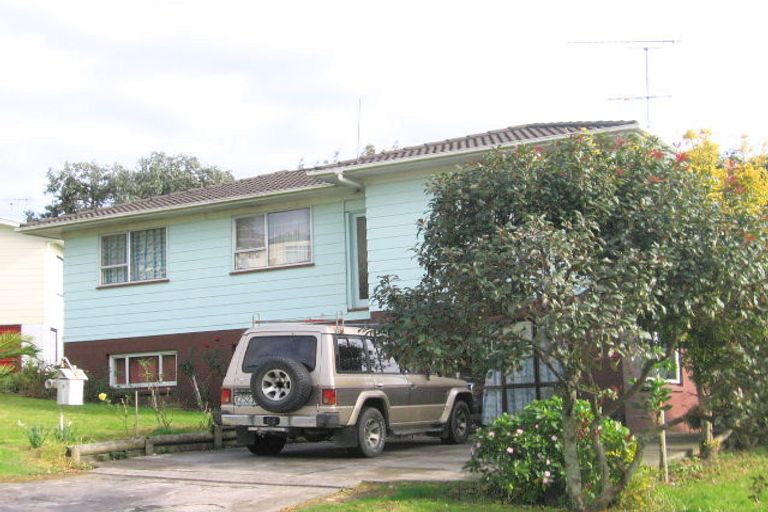 Photo of property in 8 Timandra Place, Massey, Auckland, 0614