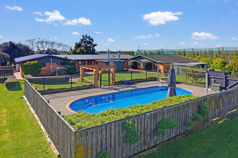 Photo of property in 89 Mccracken Road, Edgecumbe, Whakatane, 3192