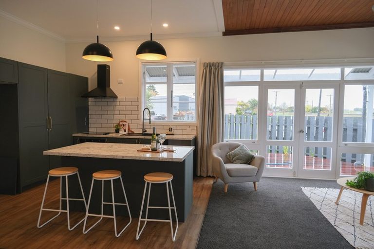 Photo of property in 53 Elles Road, Otautau, 9610