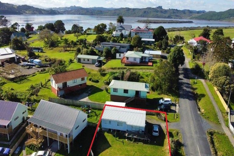 Photo of property in 12 Manning Street, Rawene, Kaikohe, 0473