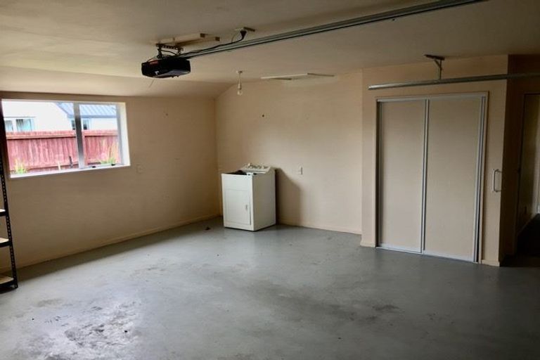 Photo of property in 2 Mountain View Place, Leeston, 7632