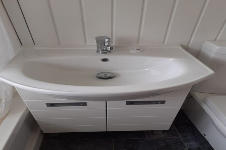 Photo of property in 24a Ranfurly Street, Trentham, Upper Hutt, 5018