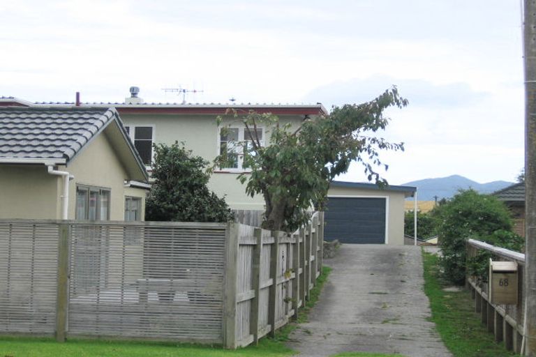 Photo of property in 68 Bluegum Road, Paraparaumu Beach, Paraparaumu, 5032