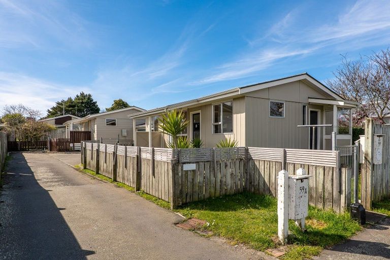 Photo of property in 59 Kuaka Crescent, Bromley, Christchurch, 8062