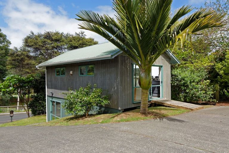 Photo of property in 8 Upland Road, Huia, Auckland, 0604