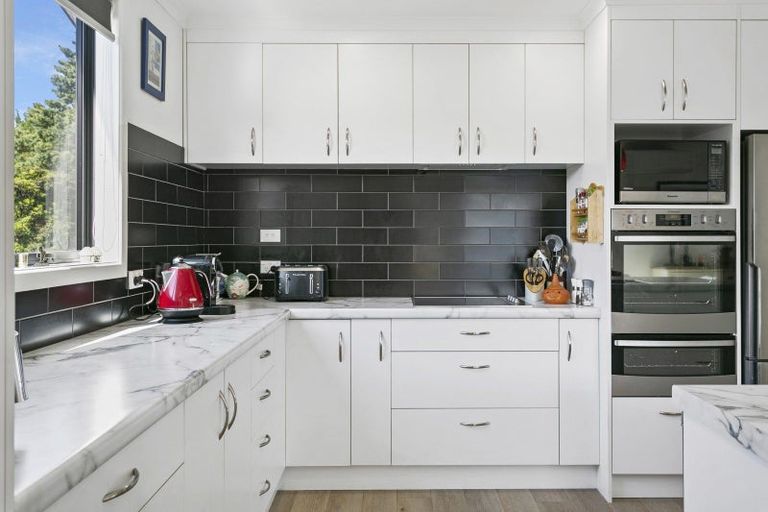 Photo of property in 24 Tawa Street, Hilltop, Taupo, 3330