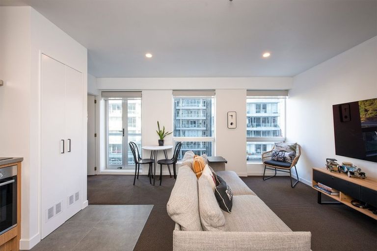 Photo of property in Terrace Heights Apartments, 6a/163 The Terrace, Wellington Central, Wellington, 6011