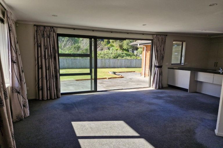 Photo of property in 40 Magnolia Drive, Westown, New Plymouth, 4310