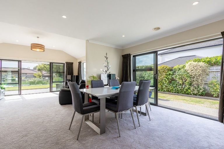 Photo of property in 3 Te Nehu Drive, Paraparaumu, 5032