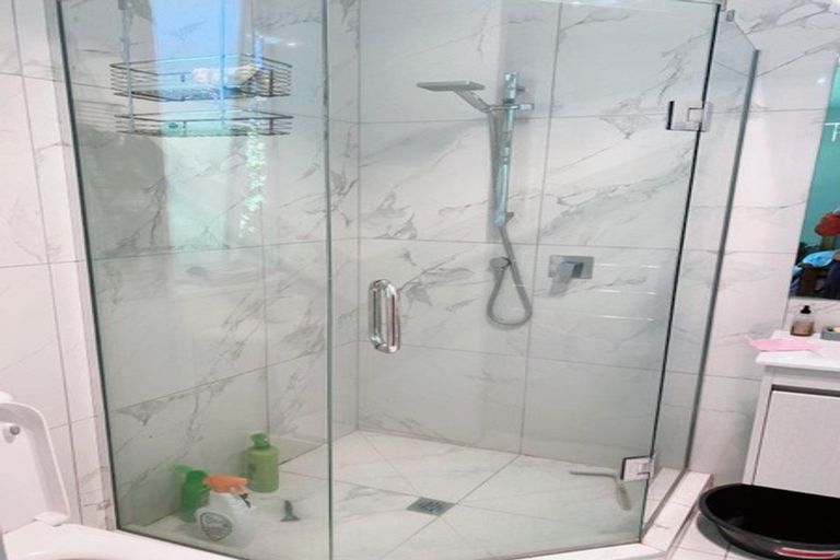 Photo of property in 32a Coronation Road, Hillcrest, Auckland, 0627