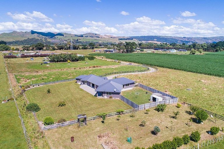 Photo of property in 97 Pohangina Road, Ashhurst, Palmerston North, 4470