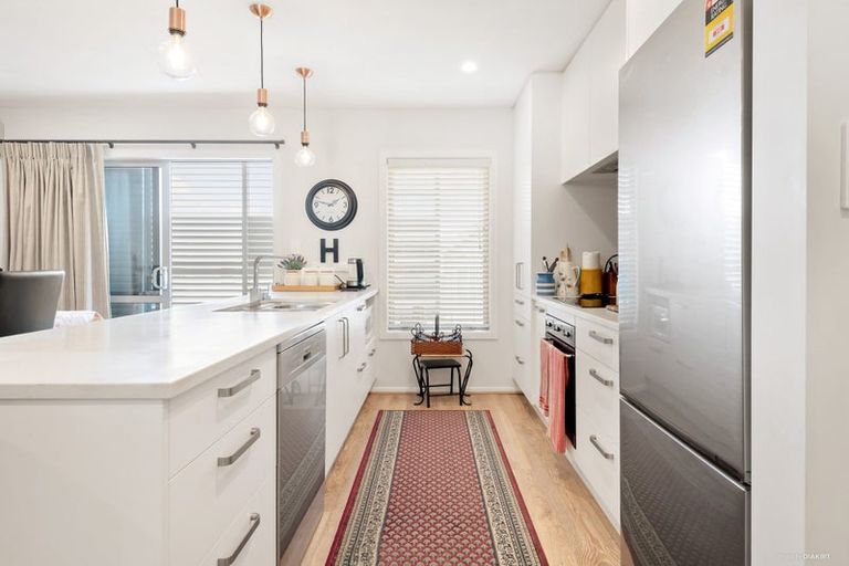 Photo of property in 4/19 Ruakiwi Road, Hamilton Lake, Hamilton, 3204