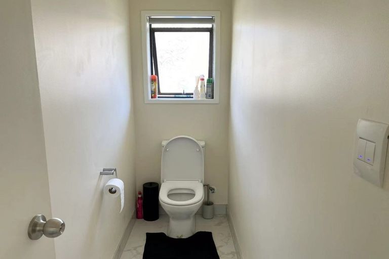 Photo of property in 2/43 Elliot Street, Howick, Auckland, 2014