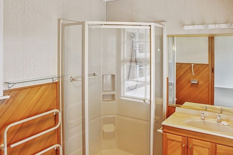 Photo of property in 18 Glenavon Place, Ilam, Christchurch, 8041