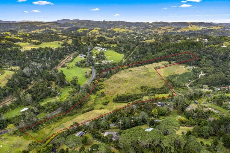 Photo of property in 10-20 Kay Road, Swanson, Auckland, 0614