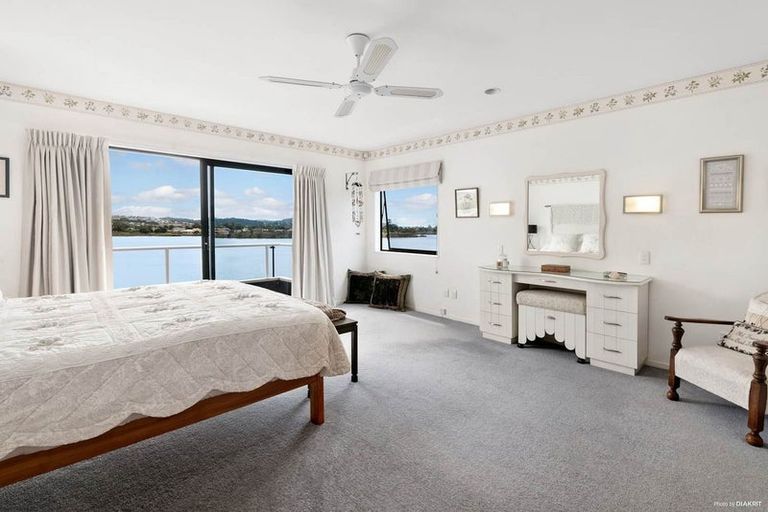 Photo of property in 29 Maori Hut Road, Red Beach, 0932