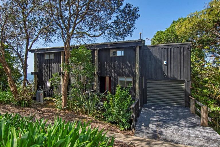 Photo of property in 73 Webb Road, Helena Bay, Hikurangi, 0184