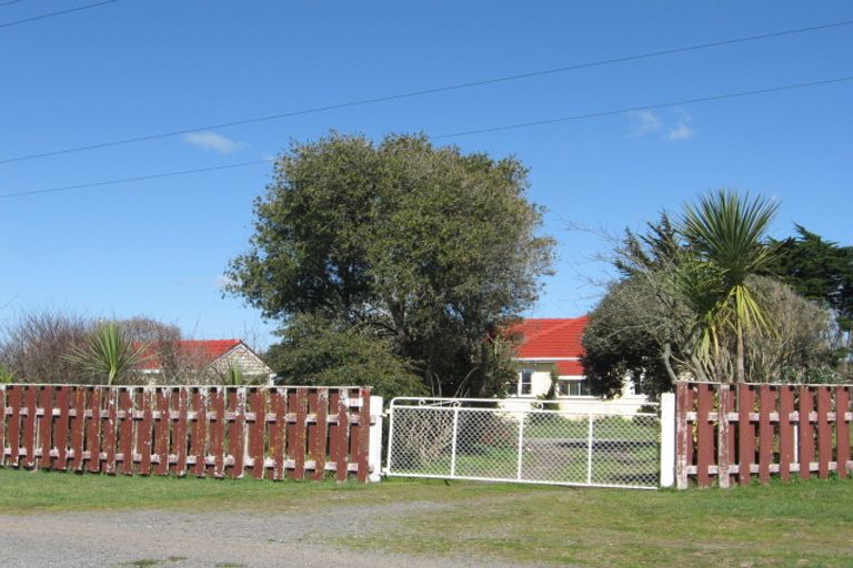 Photo of property in 347 Himatangi Beach Road, Himatangi Beach, Foxton, 4891