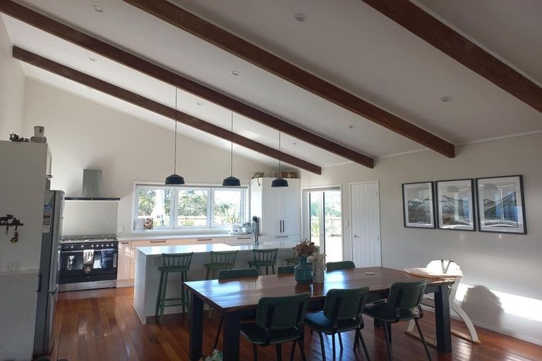 Photo of property in 159 Upper Orewa Road, Wainui, Silverdale, 0992
