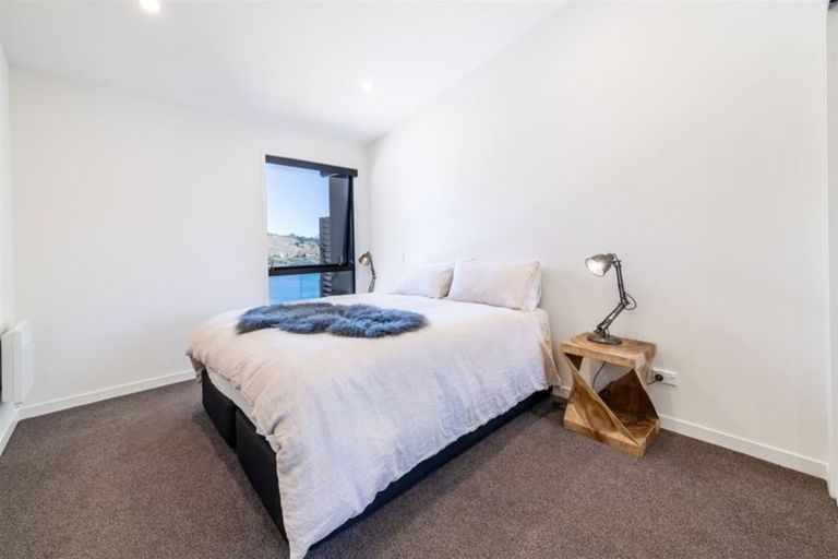 Photo of property in 13 Highlands Close, Queenstown, 9300