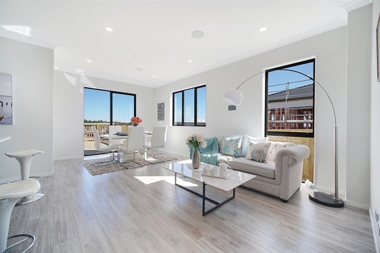 Photo of property in 78 Michael Bosher Way, Flat Bush, Auckland, 2019