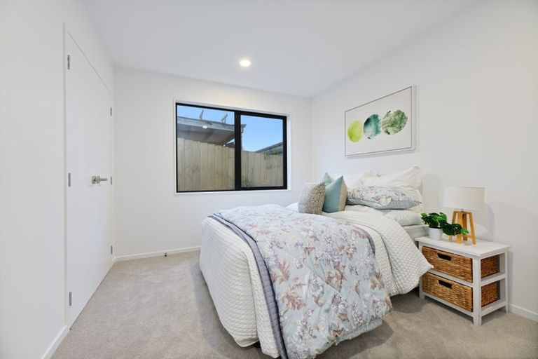 Photo of property in 7/42 Woodside Road, Massey, Auckland, 0614