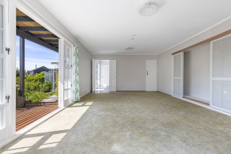 Photo of property in 10 Bosun Terrace, Whitby, Porirua, 5024