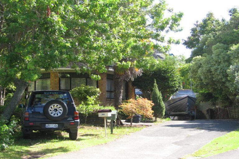 Photo of property in 1/30 Palliser Lane, Browns Bay, Auckland, 0630