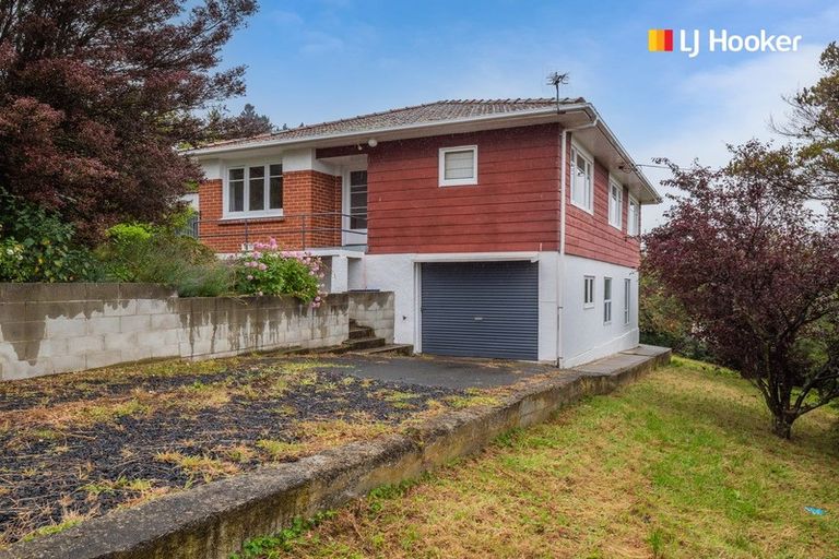 Photo of property in 2a Church Hill Road, Green Island, Dunedin, 9018