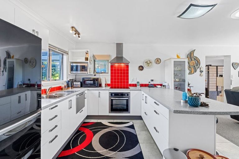 Photo of property in 26 Rua Avenue, Waitarere Beach, Levin, 5510