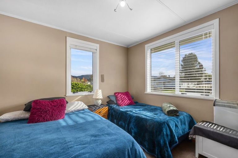 Photo of property in 27 Te Rangitautahanga Road, Turangi, 3334