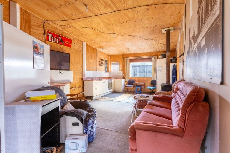 Photo of property in 1 Richardson Street, Woodville, 4920