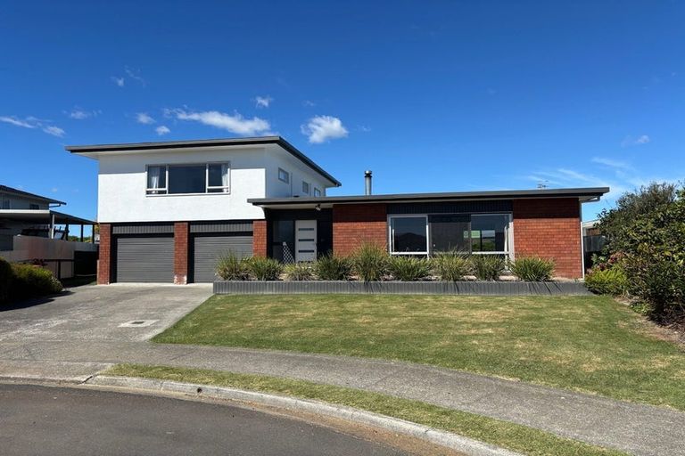 Photo of property in 6 Somerset Place, Taradale, Napier, 4112