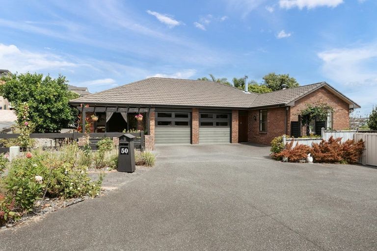 Photo of property in 50 La Colina Place, Bethlehem, Tauranga, 3110