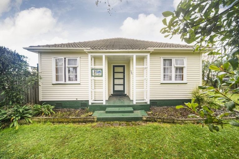 Photo of property in 145 Rangiora Avenue, Roslyn, Palmerston North, 4414