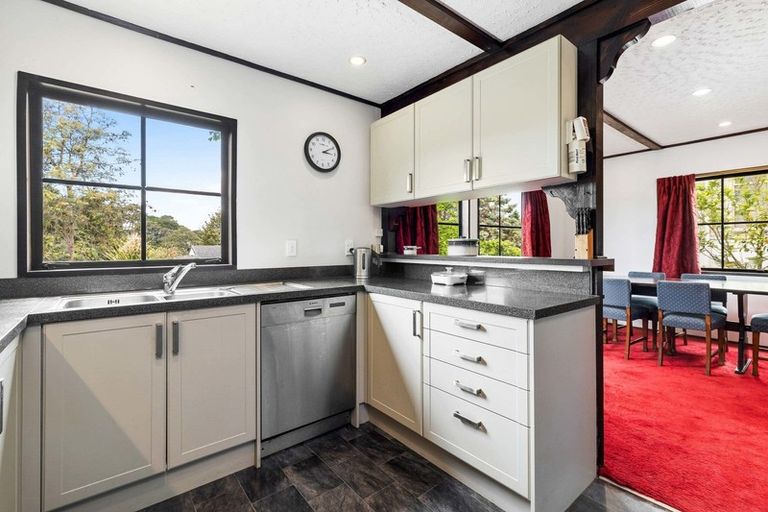 Photo of property in 82 Porritt Avenue, Chatswood, Auckland, 0626