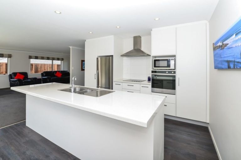 Photo of property in 28 Sylvester Crescent, Flagstaff, Hamilton, 3210