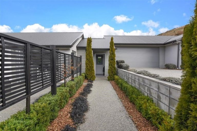 Photo of property in 2 Bridgewell Lane, Lower Shotover, Queenstown, 9371