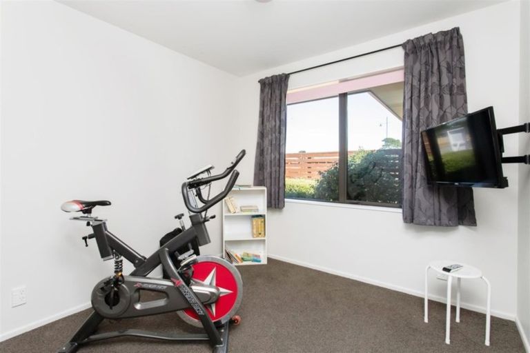 Photo of property in 114 Pegasus Boulevard, Pegasus, 7612