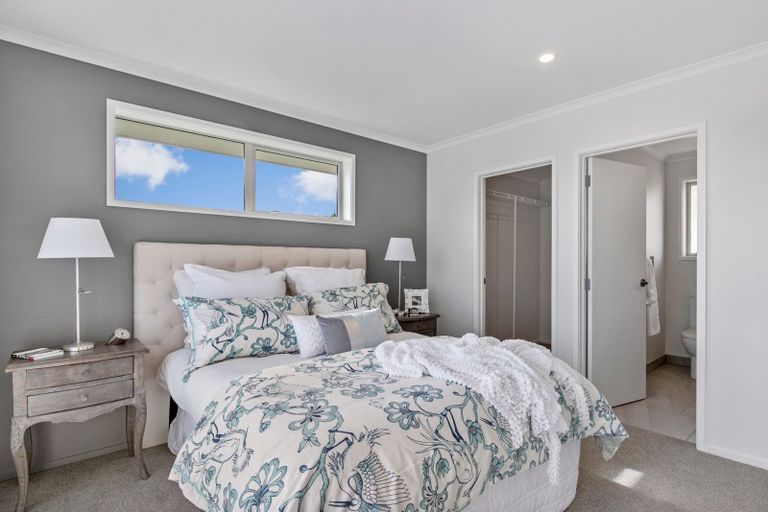 Photo of property in 11 Peet Row, Pokeno, 2471