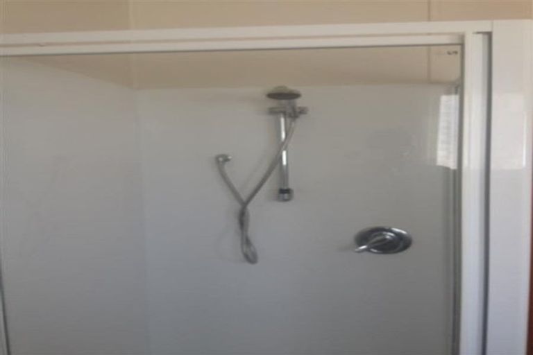 Photo of property in 42 Helvetia Road, Pukekohe, 2120