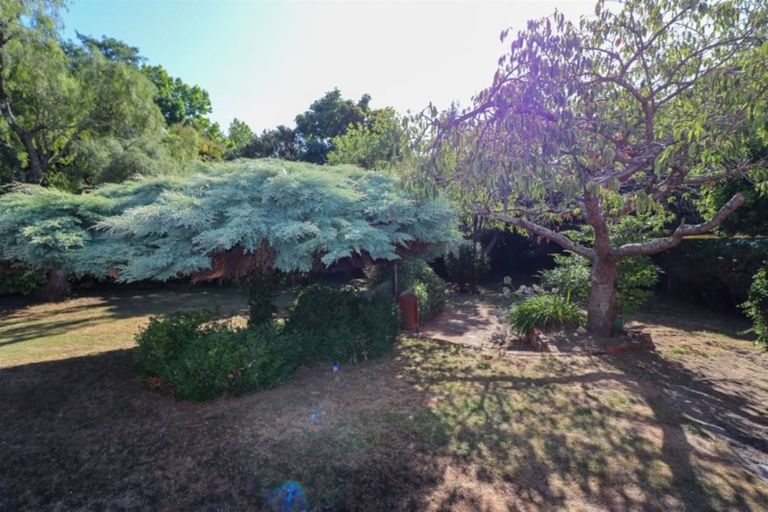 Photo of property in 22 Victoria Avenue, Dannevirke, 4930