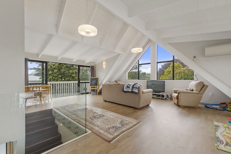 Photo of property in 87 Grand Vue Road, Kawaha Point, Rotorua, 3010