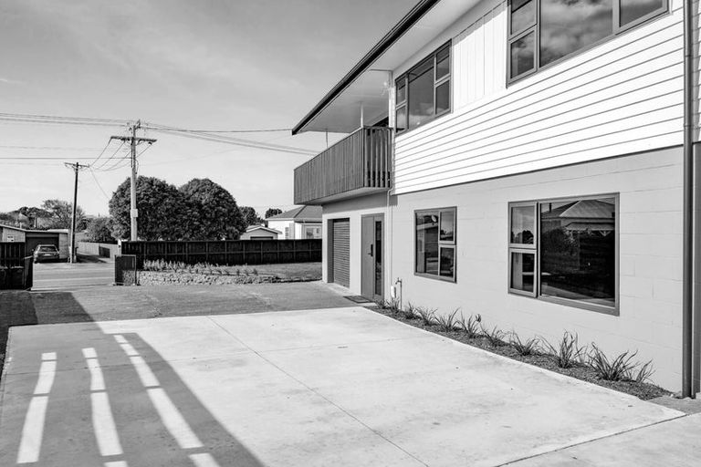 Photo of property in 35 Collins Street, Hawera, 4610