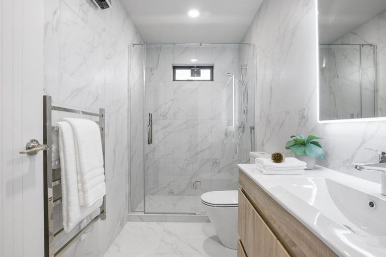 Photo of property in 168 Nile Road, Milford, Auckland, 0620