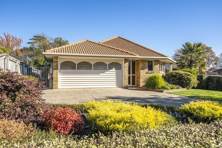 Photo of property in 15 Arbor-lea Avenue, Richmond, 7020