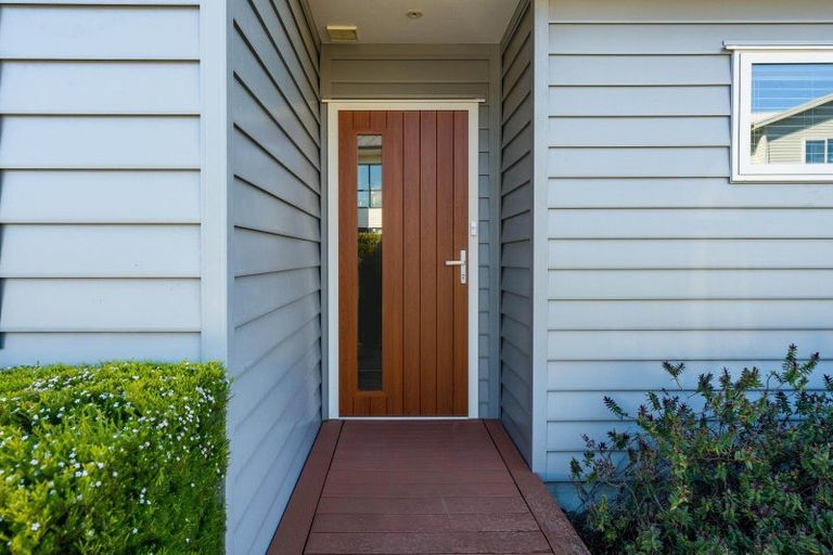 Photo of property in 21 Chateau Crescent, Rangatira Park, Taupo, 3330