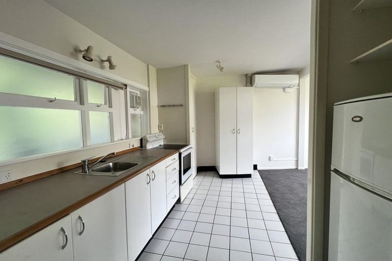 Photo of property in Parkland Flats, 16/51 Adams Terrace, Kelburn, Wellington, 6021