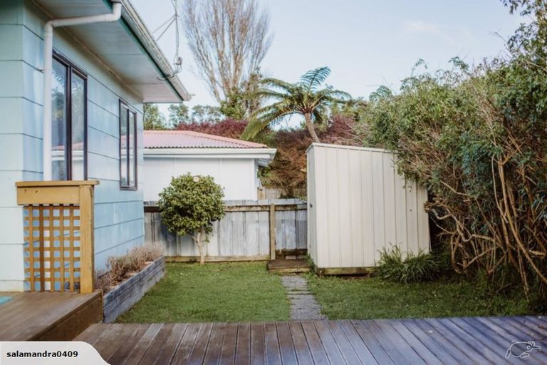 Photo of property in 2/11 Bauchop Road, Waterloo, Lower Hutt, 5011