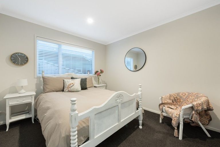 Photo of property in 183 Lakes Boulevard, Pyes Pa, Tauranga, 3112